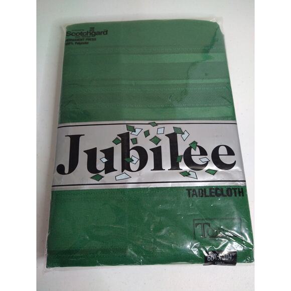 Tobin Jubilee Christmas Green Striped Tablecloth Fabric Oval 60 X 104 NOP - Picture 8 of 8